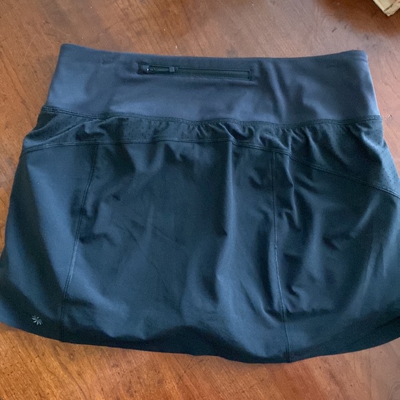 Athleta black run with it skort sz M - Picture 6 of 6